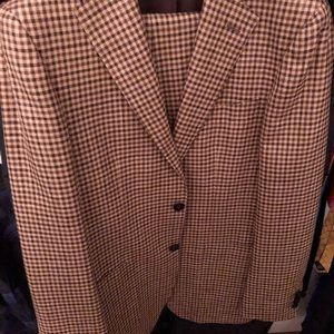 E. Thomas 40 regular light brown Havanan suit; wool linen silk